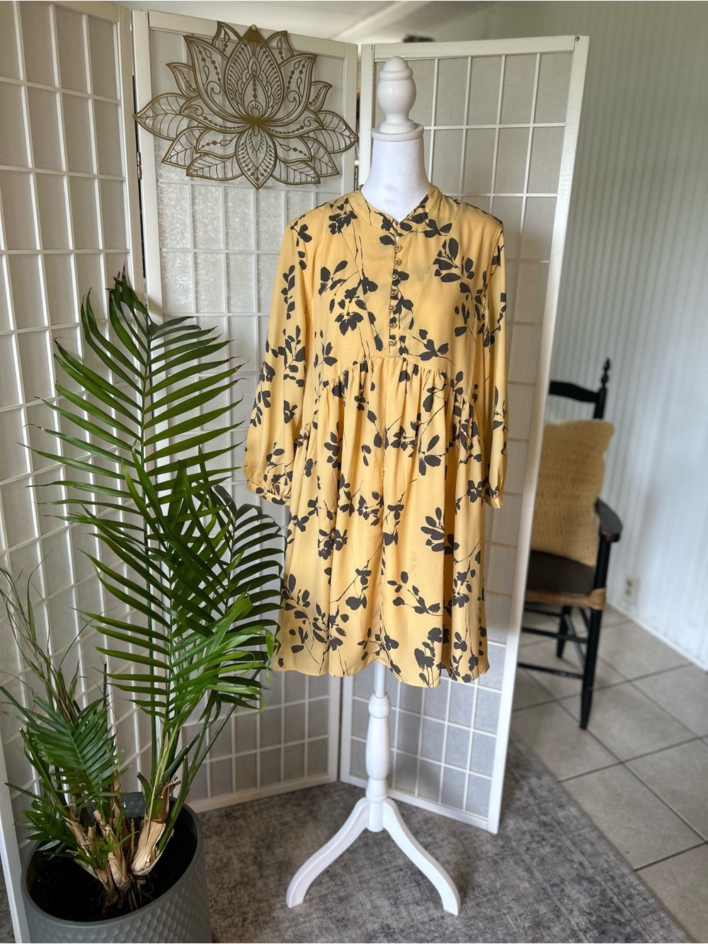 Mustard Floral Babydoll Dress w/ Gold Button Details 🌼
